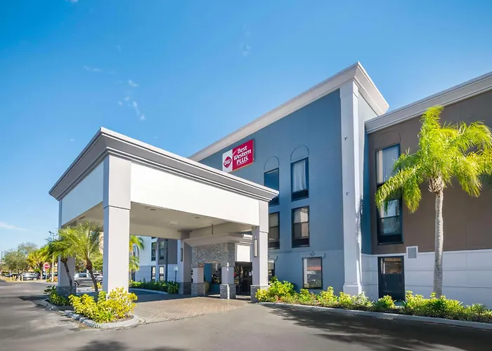 Best Western Plus Universal Inn - Newly Renovated!
